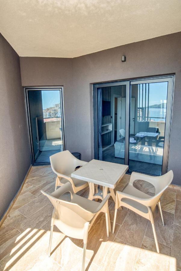 Bečići Montenegrina Hotel & Spa All-Inclusive מראה חיצוני תמונה