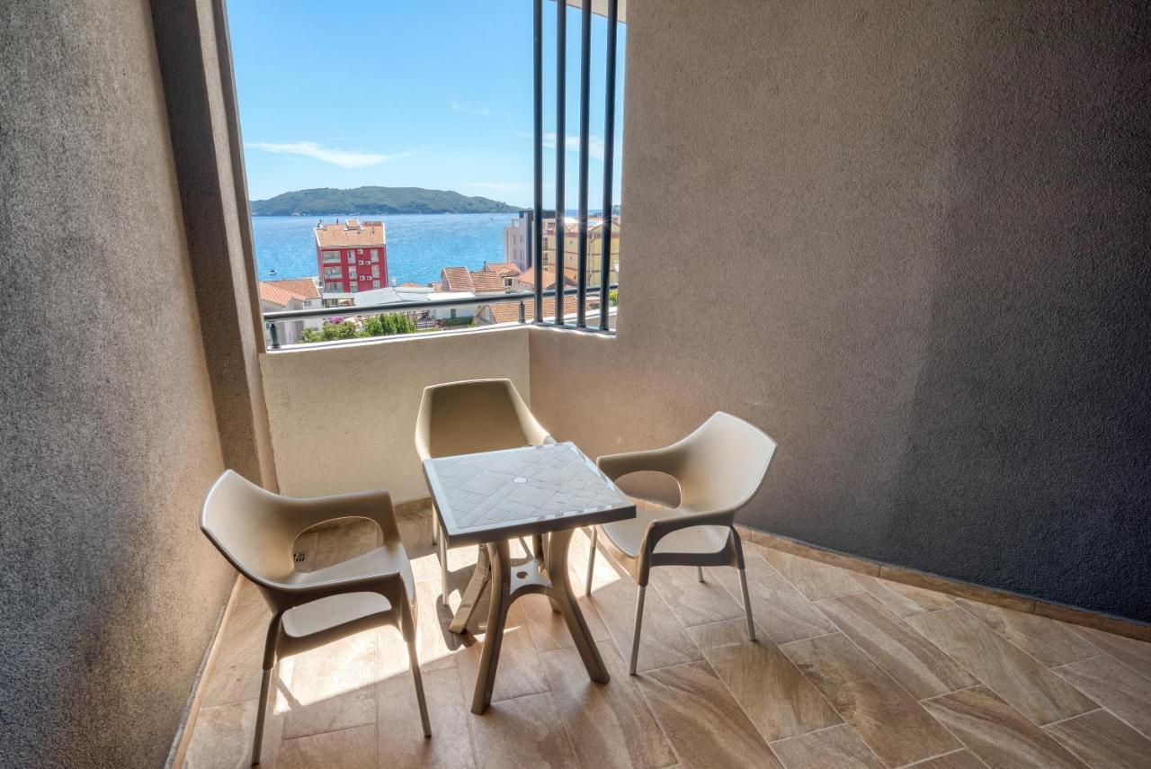 Bečići Montenegrina Hotel & Spa All-Inclusive מראה חיצוני תמונה